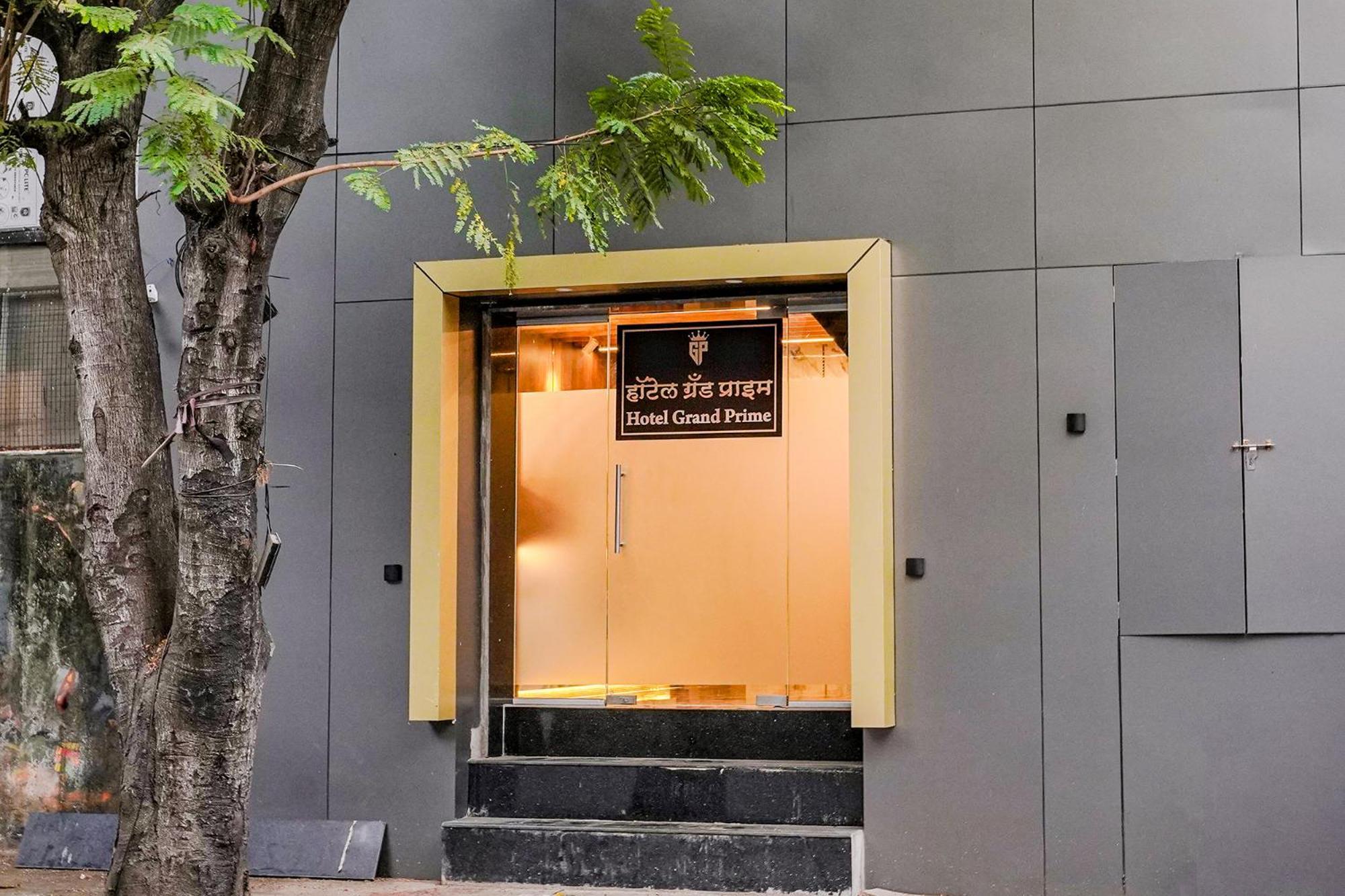 Fabhotel Grand Prime Nr Nesco Hotel Mumbai Exterior photo