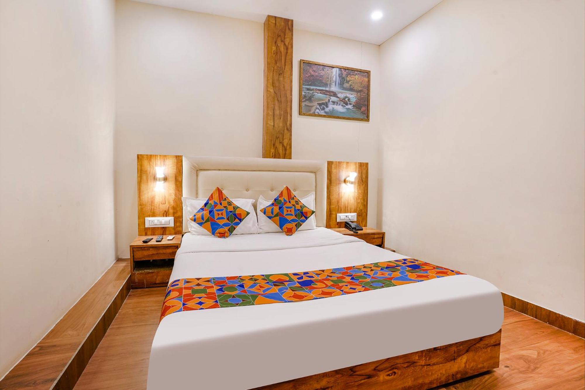Fabhotel Grand Prime Nr Nesco Hotel Mumbai Exterior photo